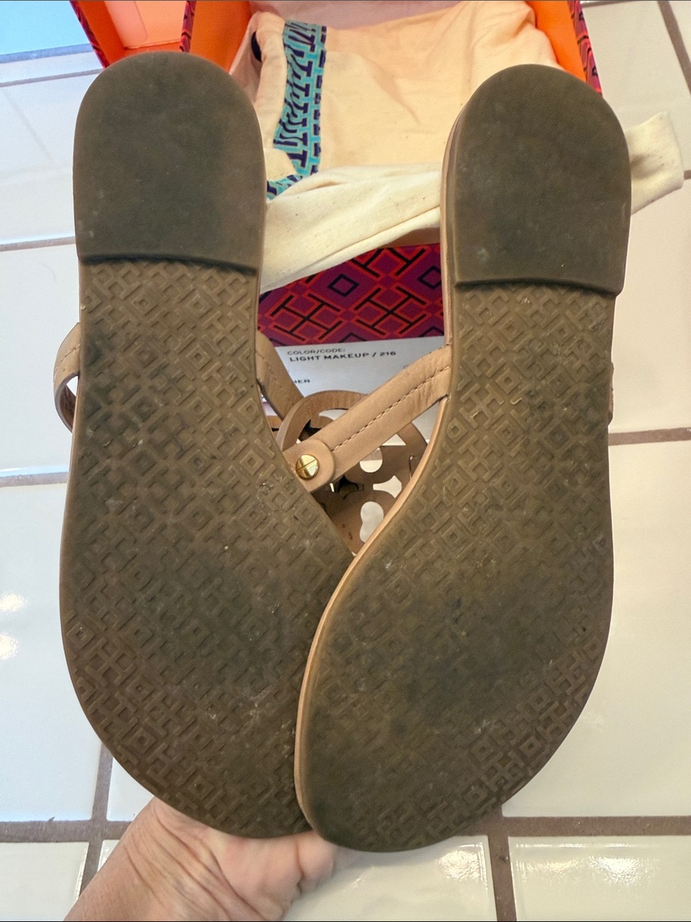 Tory Burch light make up Miller sandal GUC - Picture 4 of 4